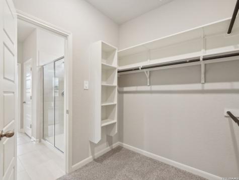 6422 Prince Howard San Antonio TX 78239