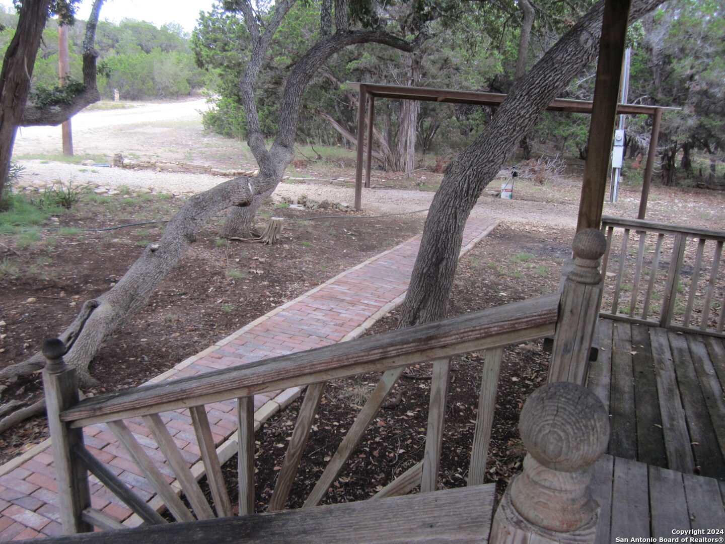 1095 Scenic Drive Bandera TX 78003