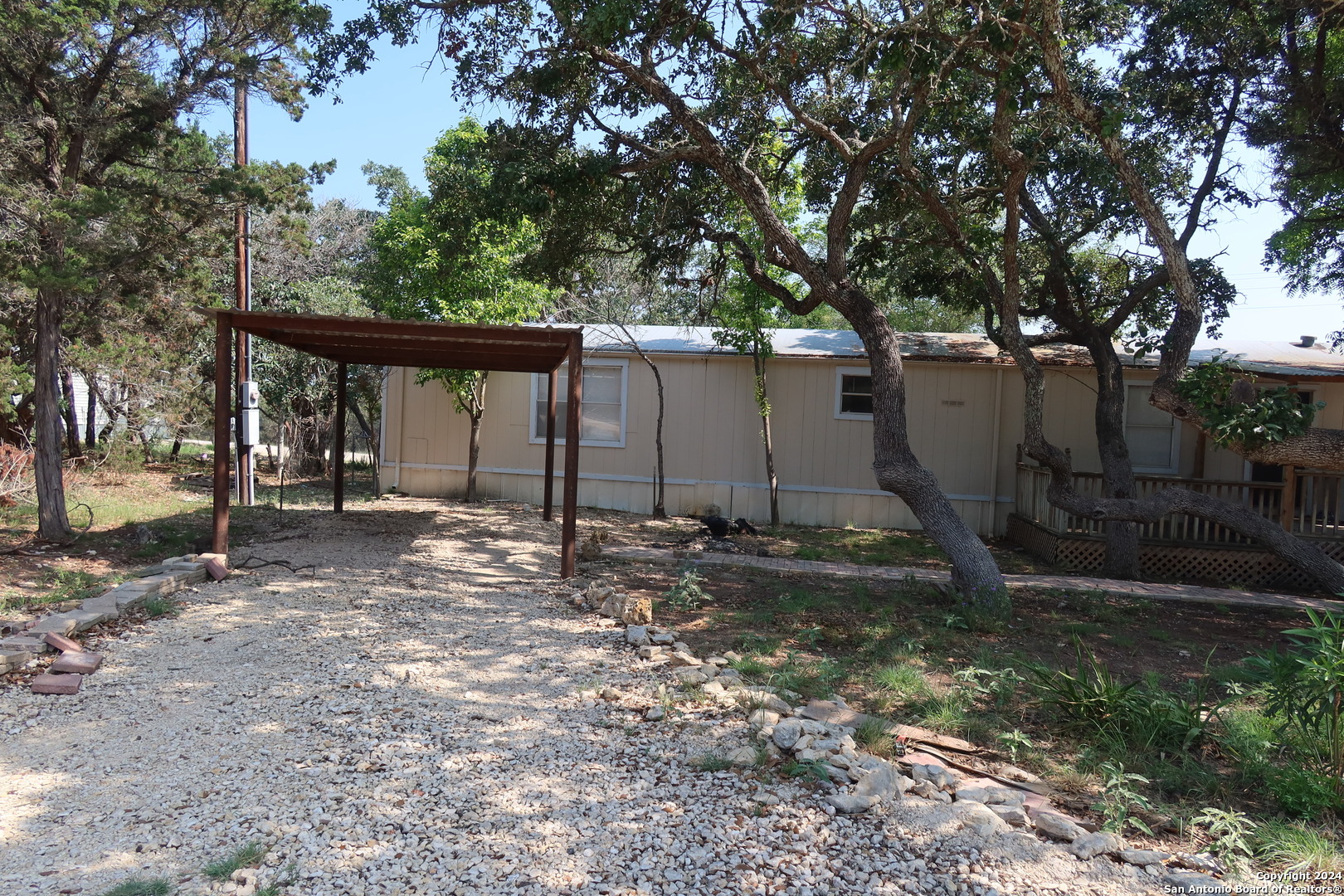 1095 Scenic Drive Bandera TX 78003