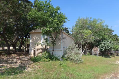 1095 Scenic Drive Bandera TX 78003