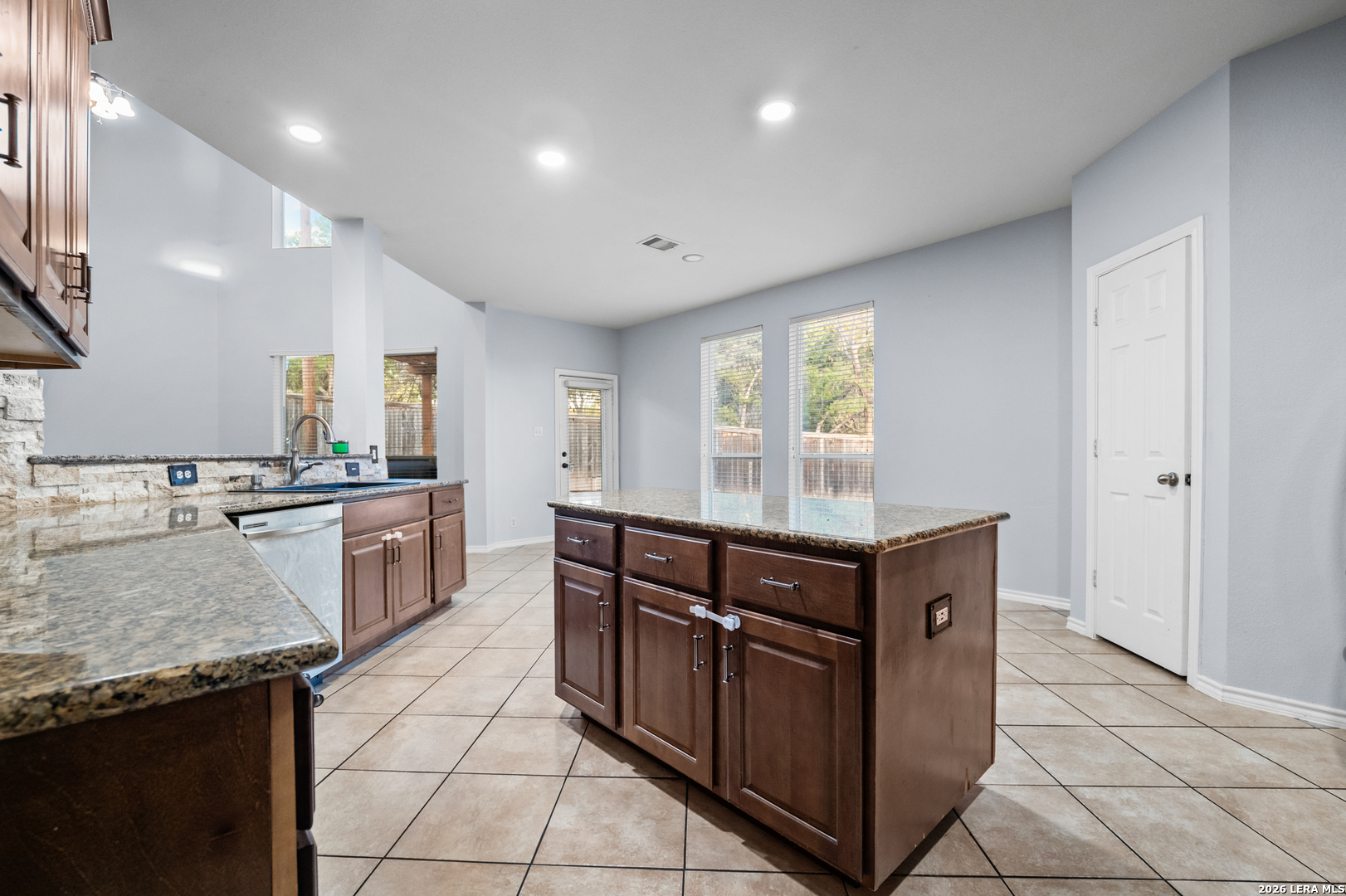 8502 Sarasota Woods San Antonio TX 78250