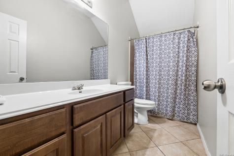 8502 Sarasota Woods San Antonio TX 78250