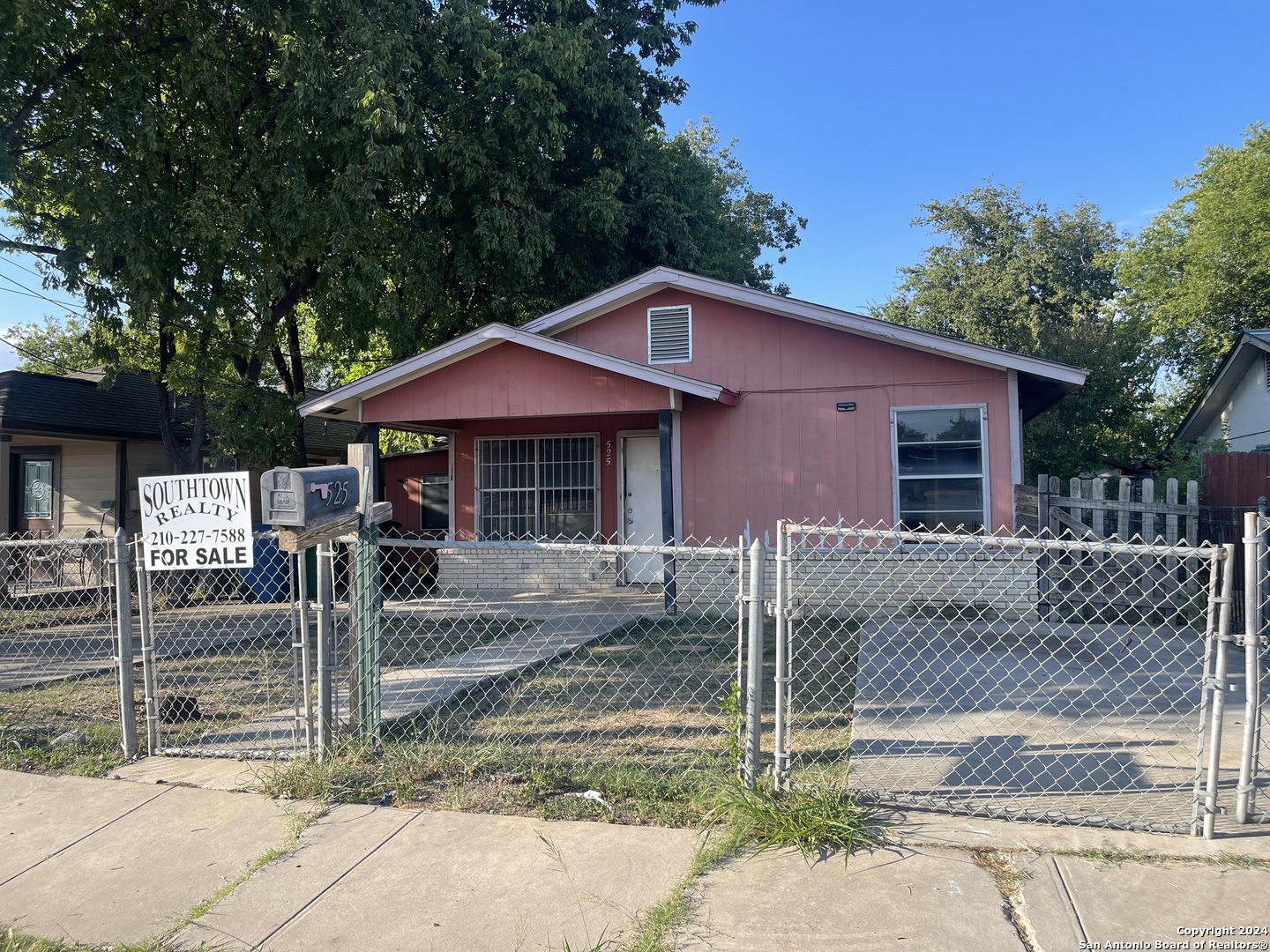 525 Saltillo Street San Antonio TX 78207