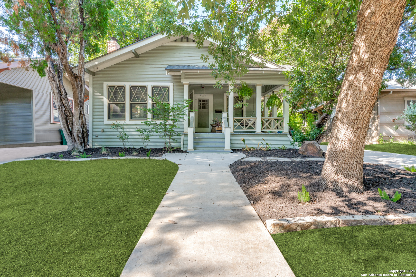729 E Woodlawn Avenue San Antonio TX 78212