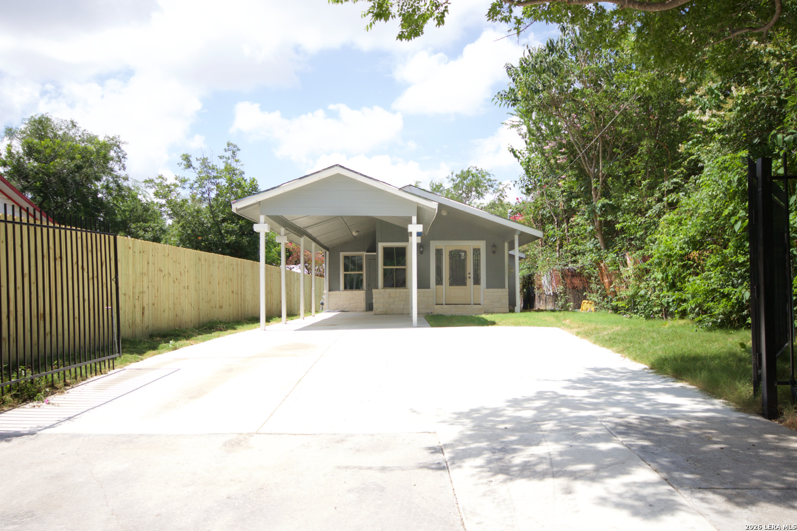 126 Holly Street San Antonio TX 78207