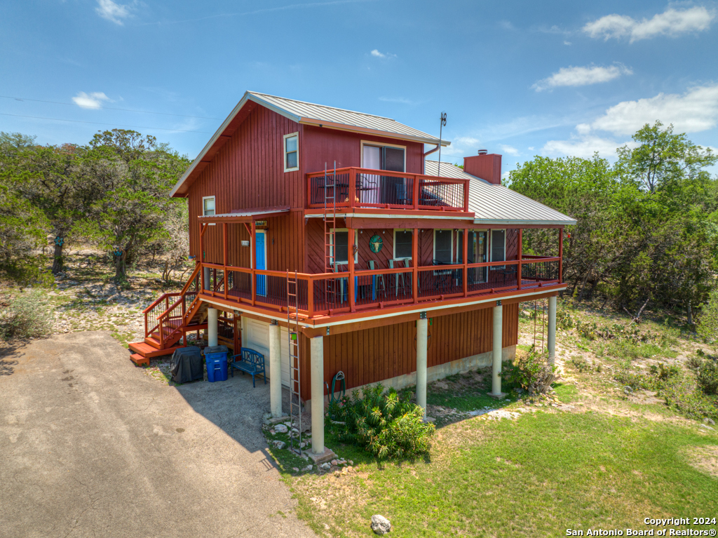 1897 Lakeshore Drive Canyon Lake TX 78133