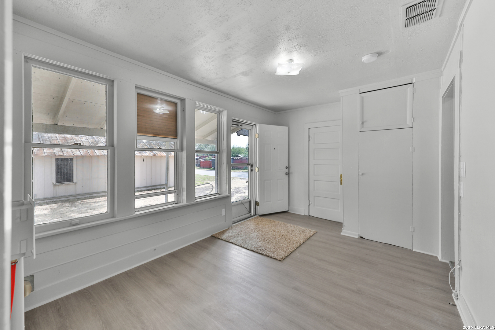 804 Commerce Street Pleasanton TX 78064