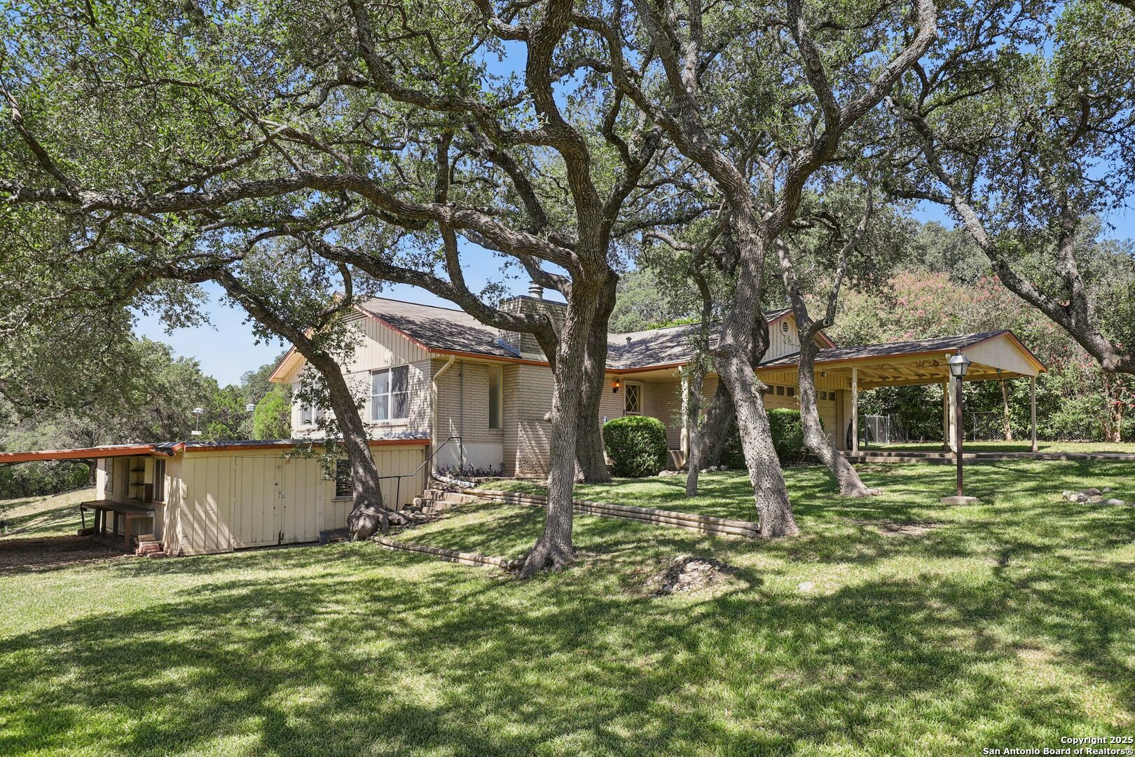 7222 Wild Eagle San Antonio TX 78255