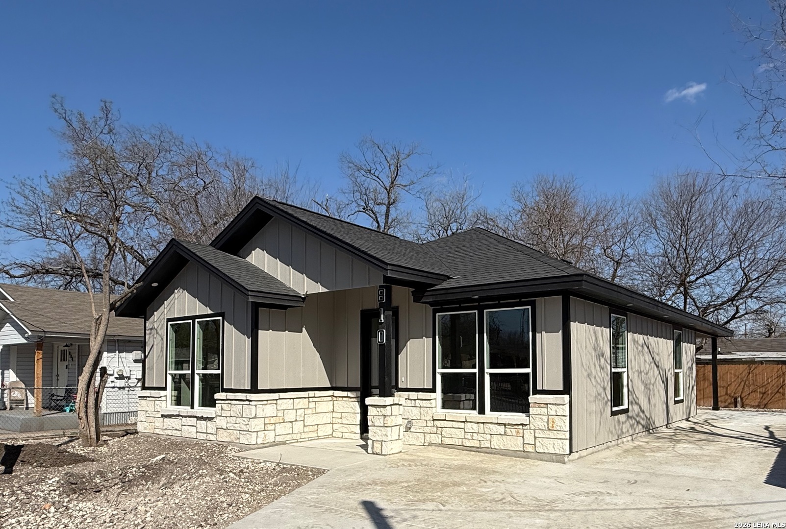 810 S San Eduardo Avenue San Antonio TX 78228