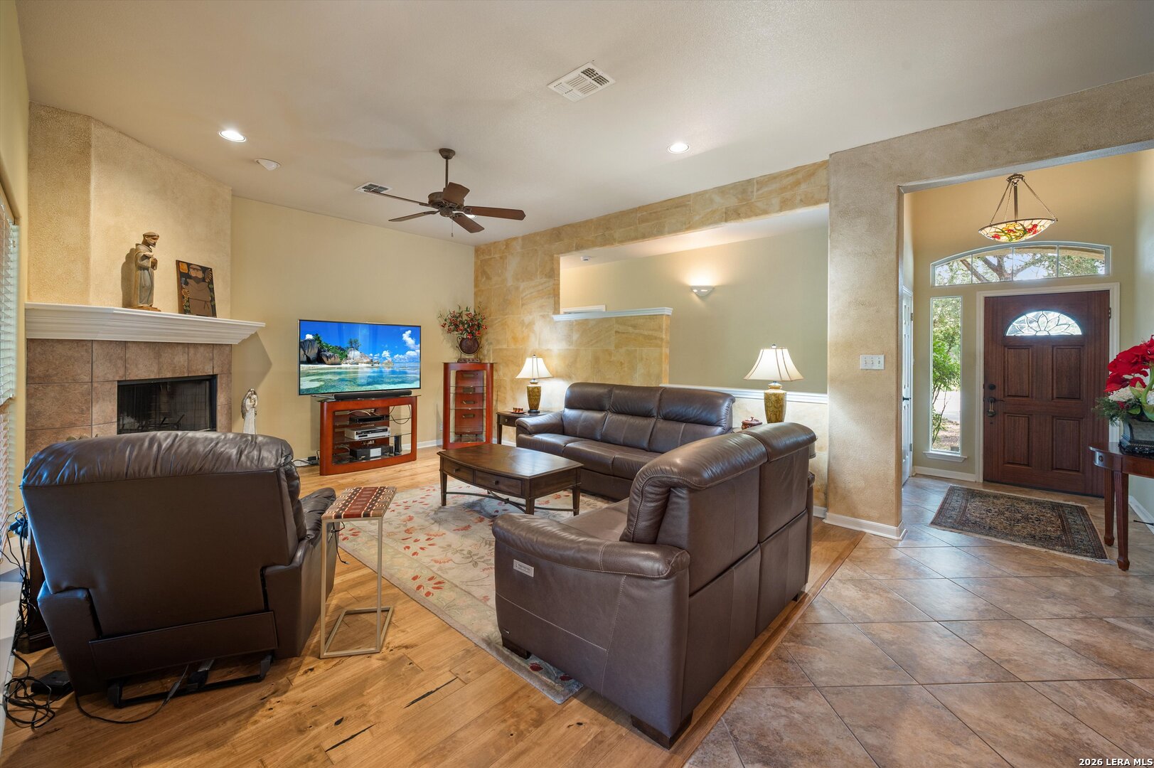 31327 Tres Lomas Bulverde TX 78163