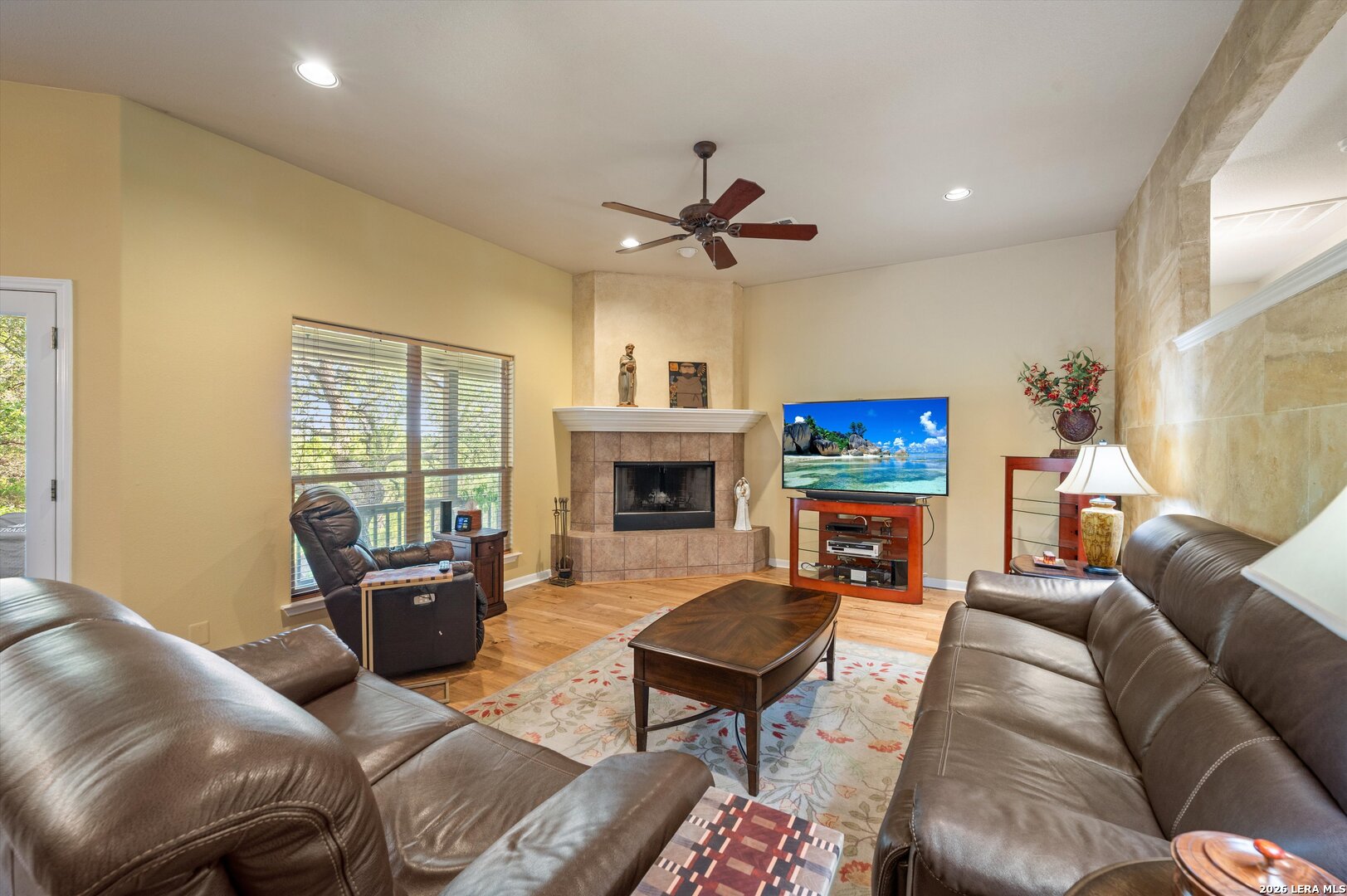 31327 Tres Lomas Bulverde TX 78163
