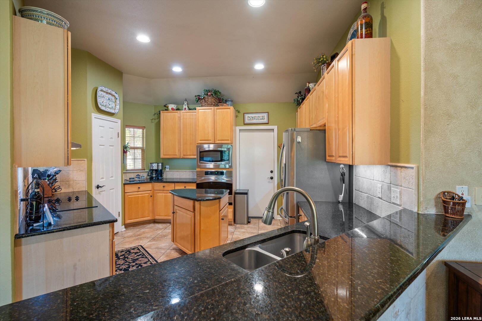 31327 Tres Lomas Bulverde TX 78163