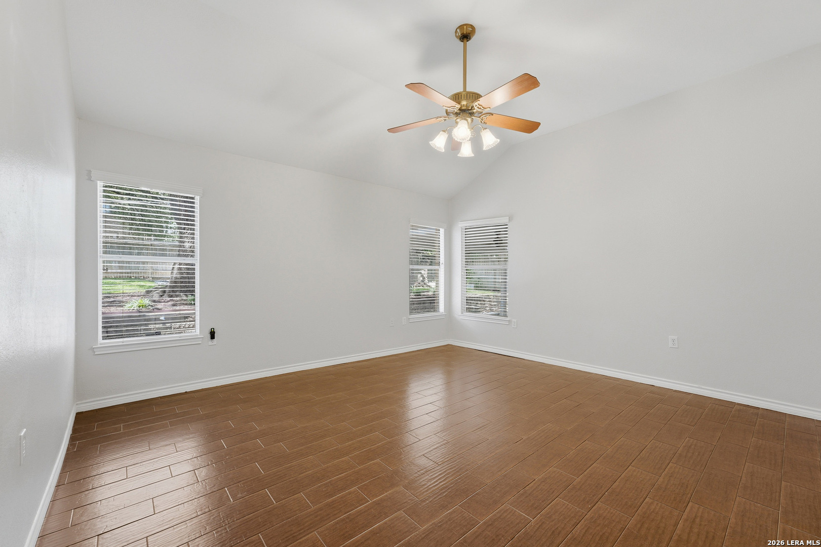13315 Thessaly Universal City TX 78148