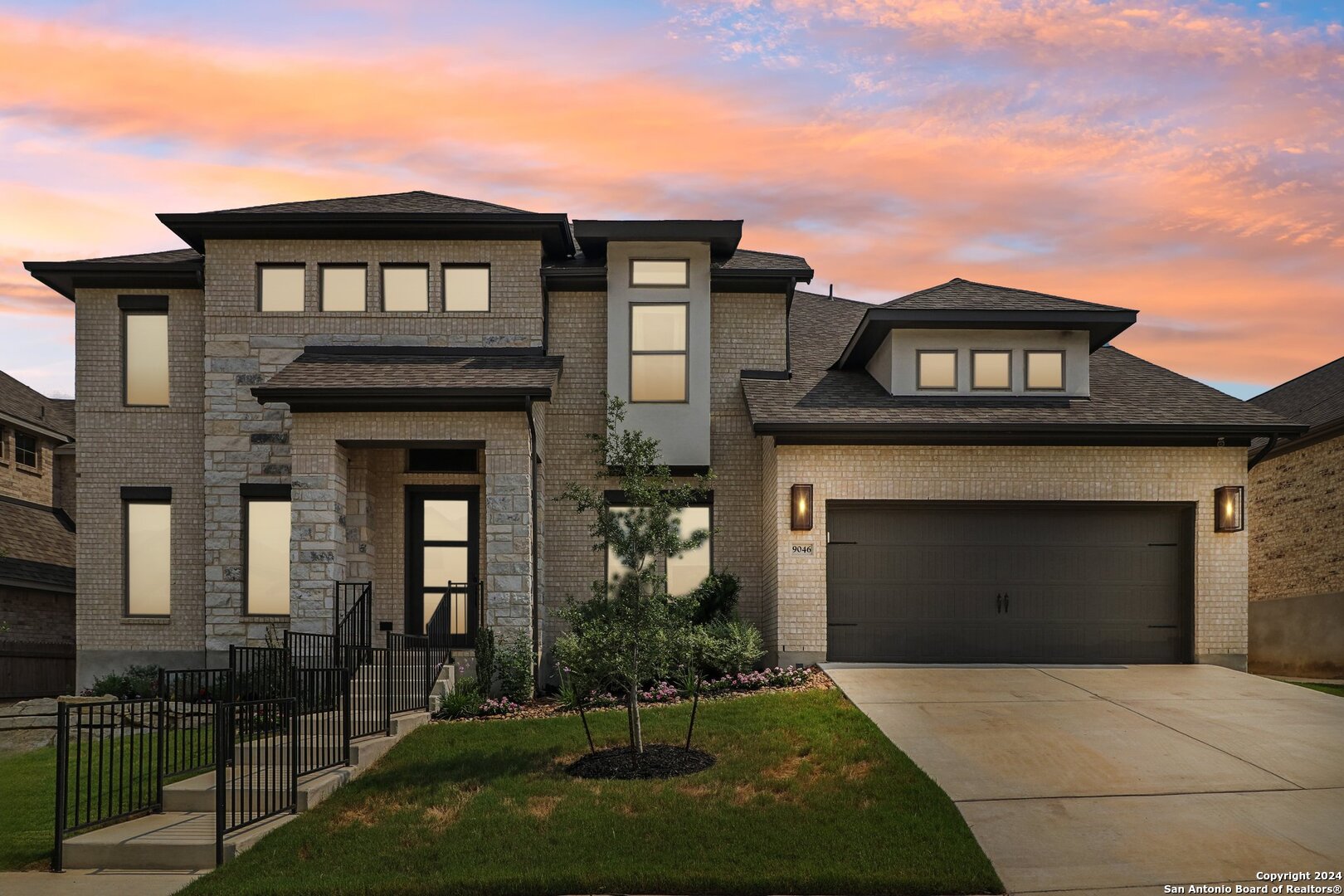 9046 Imposing Oak San Antonio TX 78255
