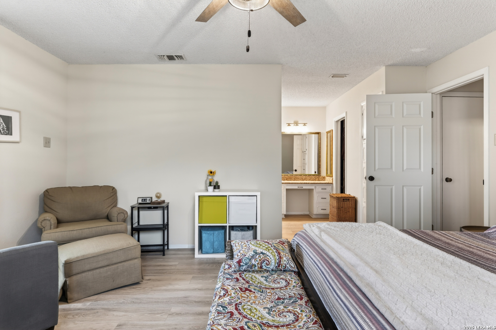 5822 Northgap Windcrest TX 78239