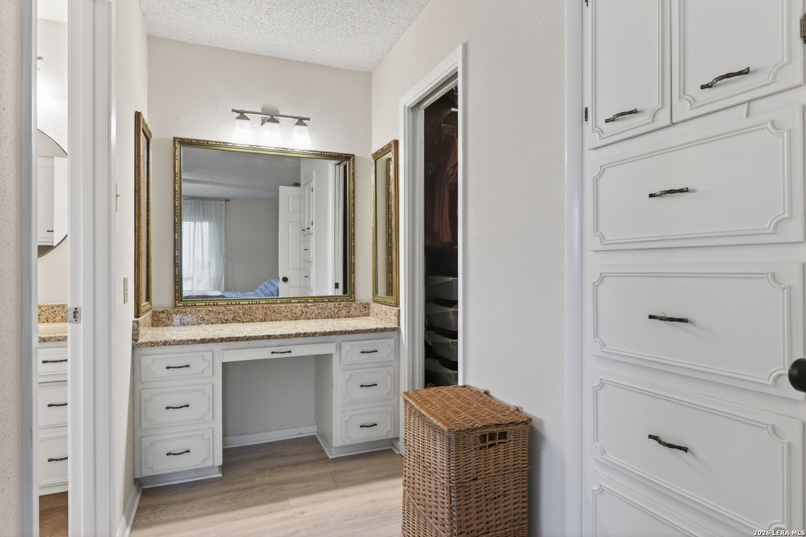5822 Northgap Windcrest TX 78239