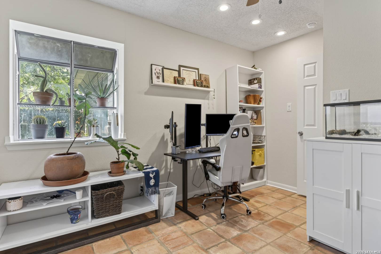 5822 Northgap Windcrest TX 78239