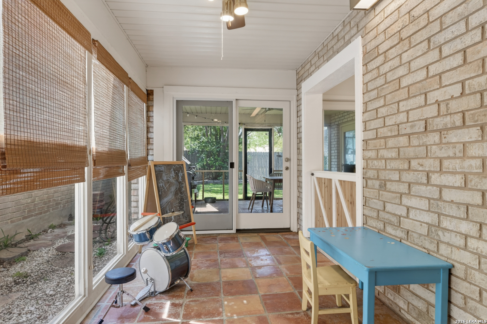 5822 Northgap Windcrest TX 78239