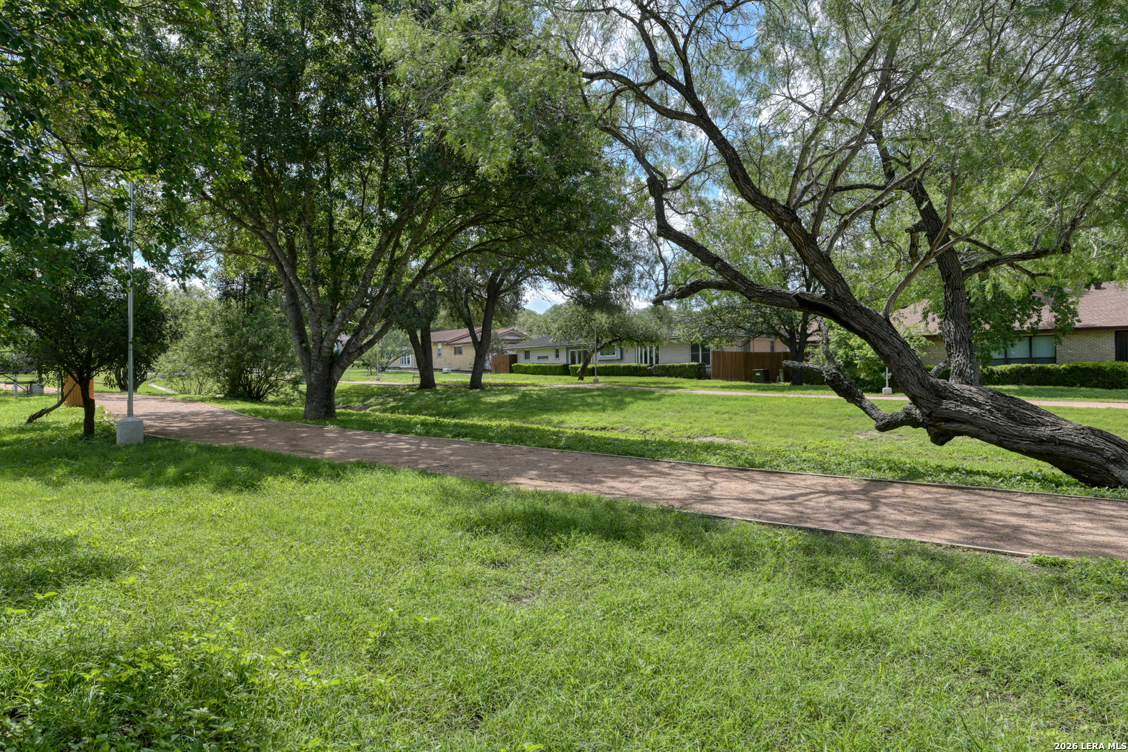 5822 Northgap Windcrest TX 78239