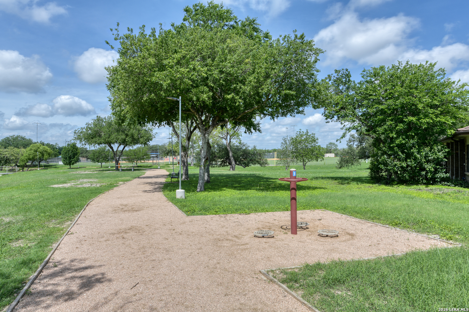 5822 Northgap Windcrest TX 78239