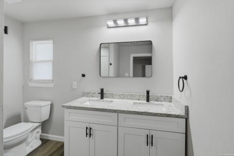 611 N San Ignacio Avenue San Antonio TX 78228