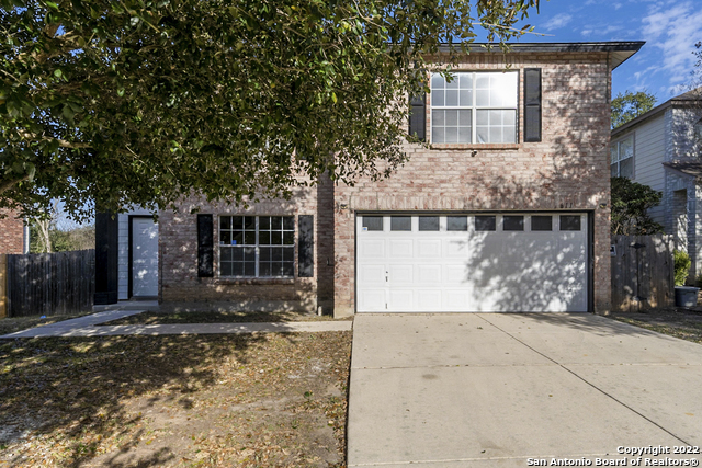 611 Clover Creek San Antonio TX 78245