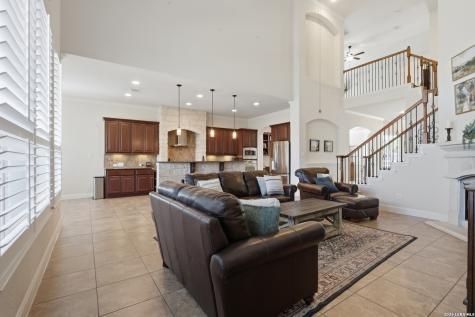 9718 Rosemire San Antonio TX 78254
