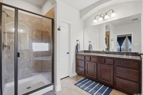 9718 Rosemire San Antonio TX 78254
