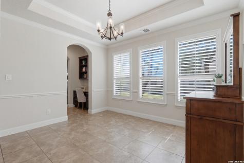 9718 Rosemire San Antonio TX 78254