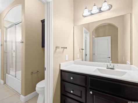 2194 Ranch Loop Drive New Braunfels TX 78132