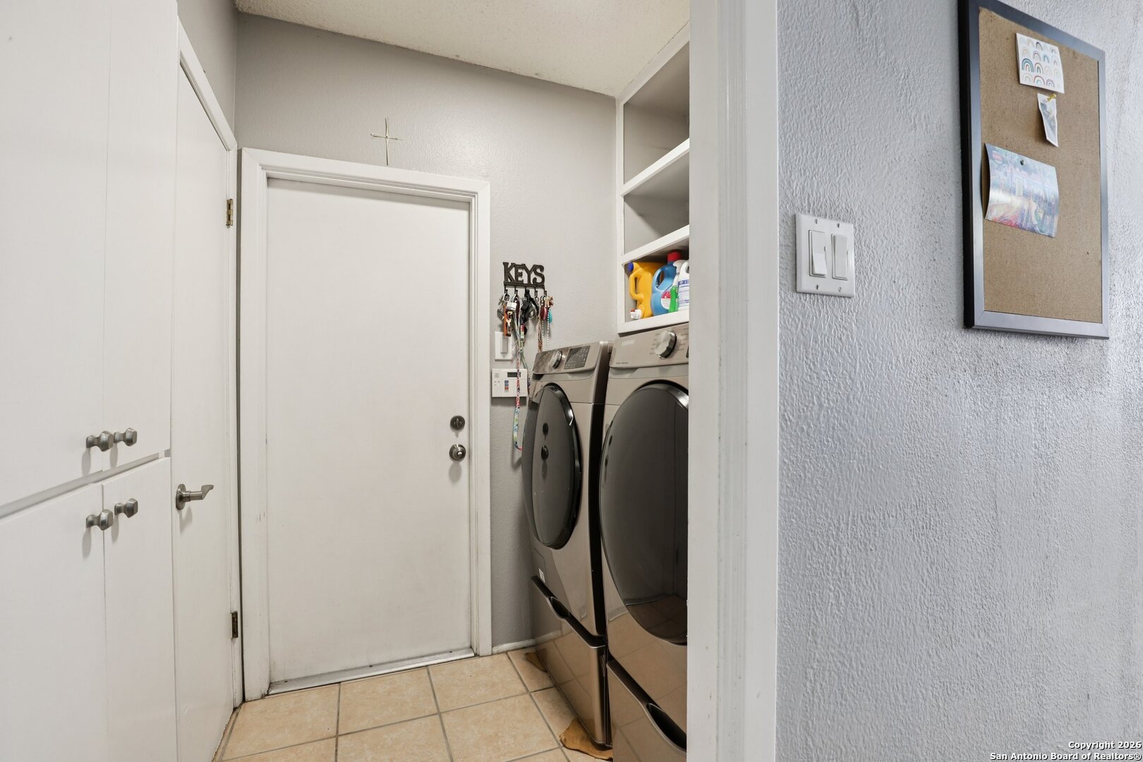 2430 Bluffridge San Antonio TX 78232