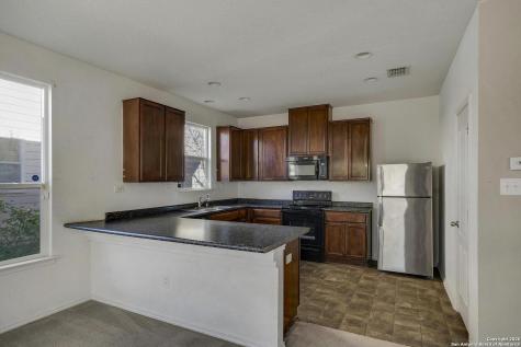 2435 Sundrop Bay San Antonio TX 78224