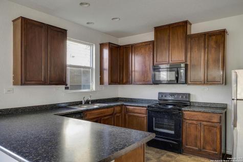 2435 Sundrop Bay San Antonio TX 78224