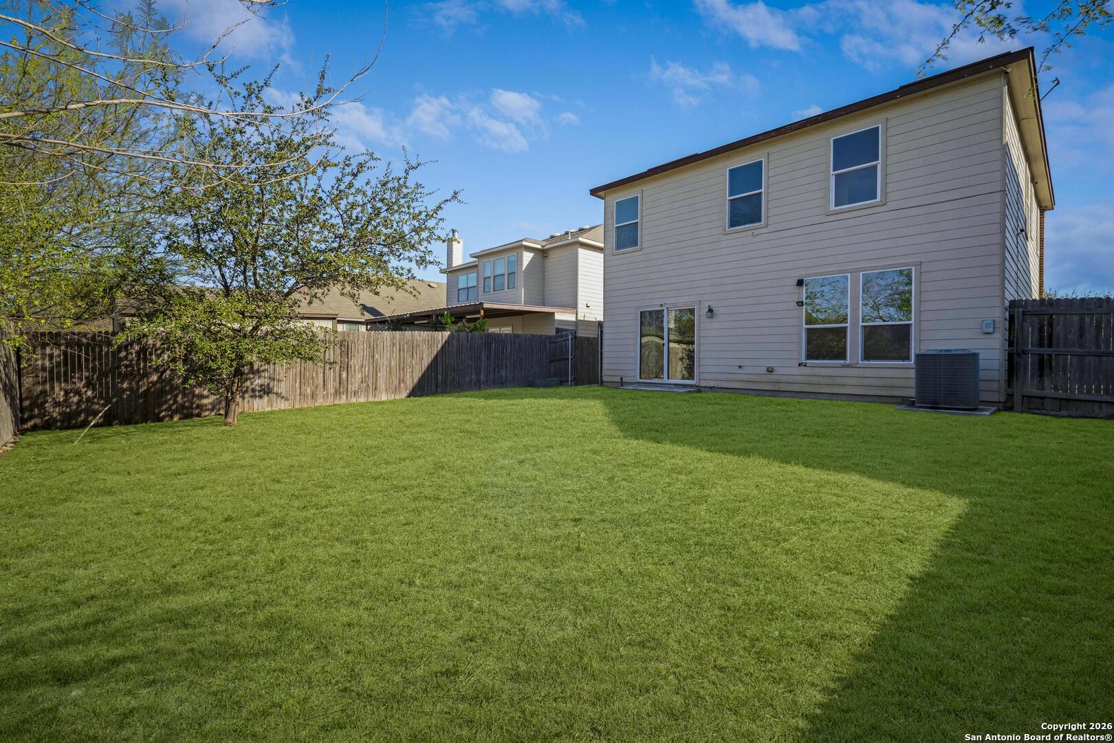 2435 Sundrop Bay San Antonio TX 78224