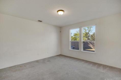 2435 Sundrop Bay San Antonio TX 78224