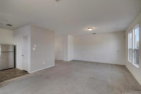 2435 Sundrop Bay San Antonio TX 78224