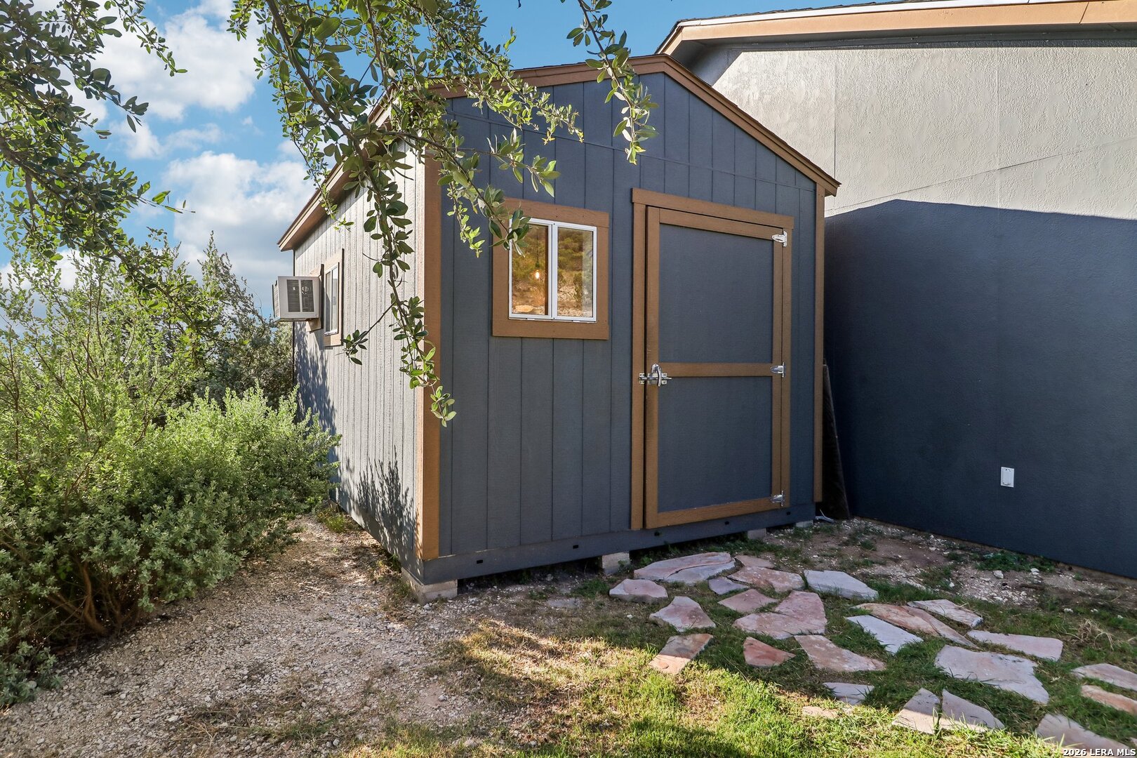 491 Forest Breeze Lakehills TX 78063