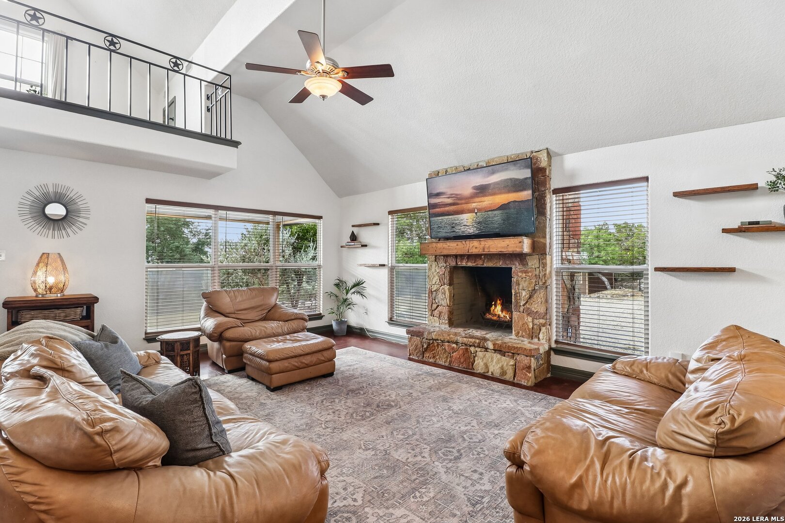 491 Forest Breeze Lakehills TX 78063