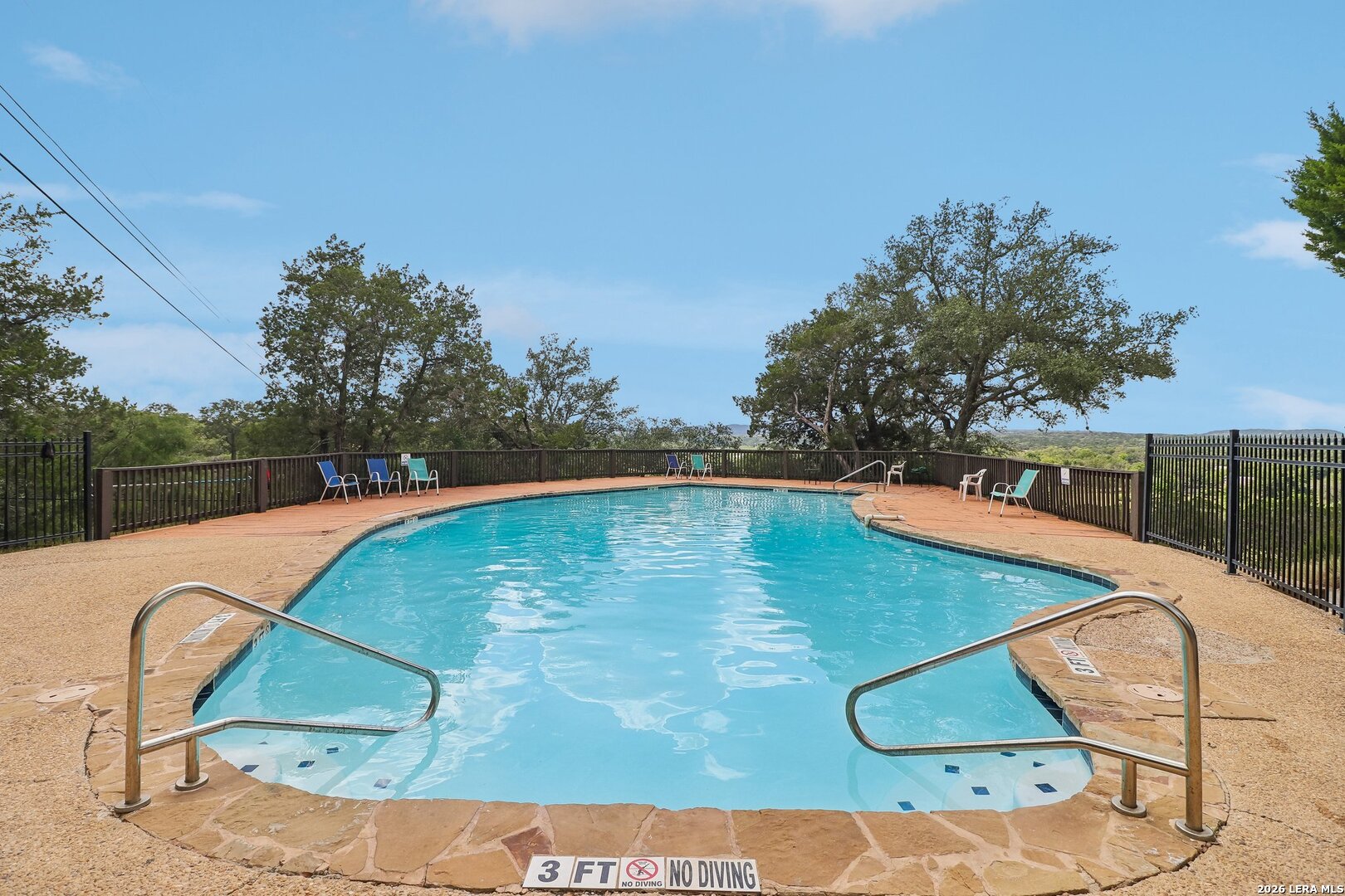 491 Forest Breeze Lakehills TX 78063