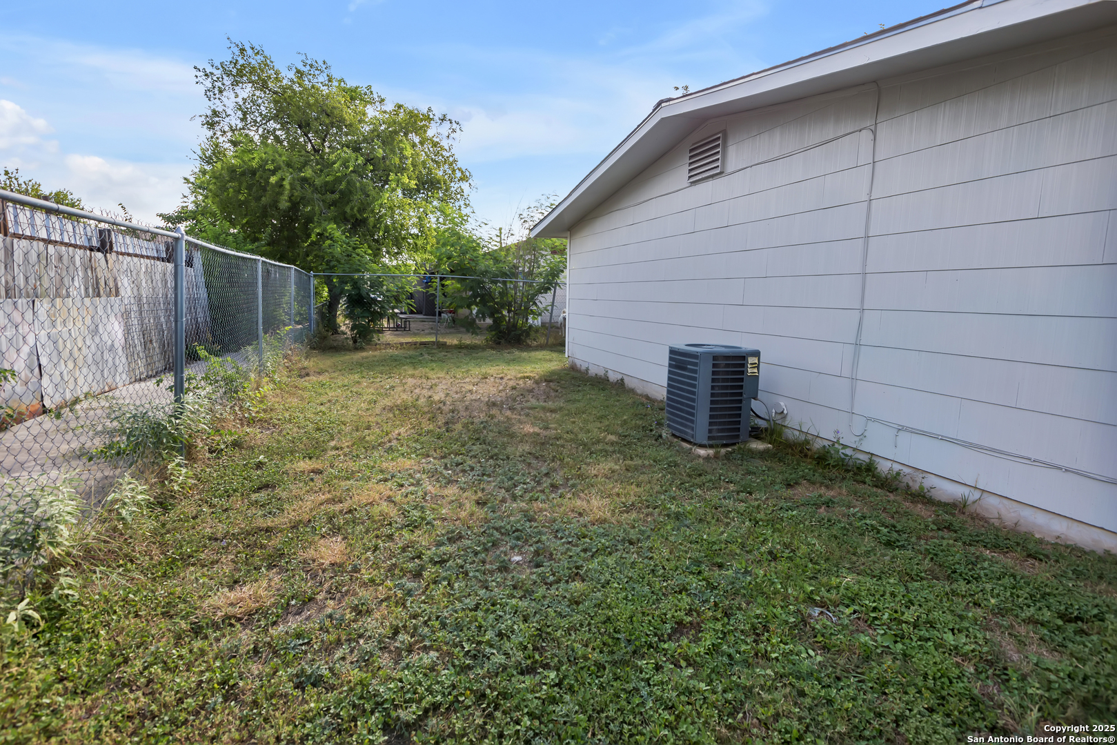 5751 Indian Sky San Antonio TX 78242
