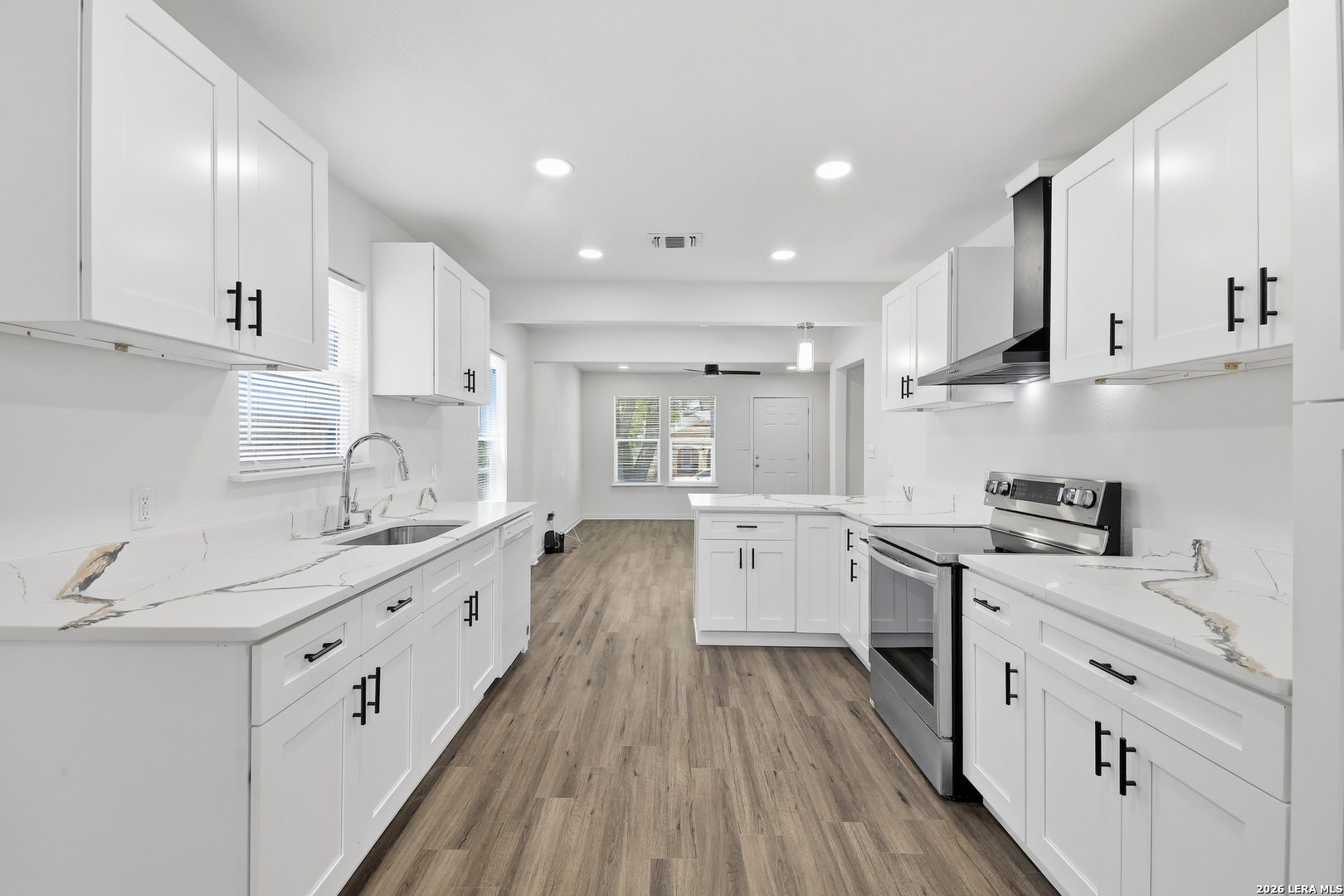 132 Stratford Court San Antonio TX 78223