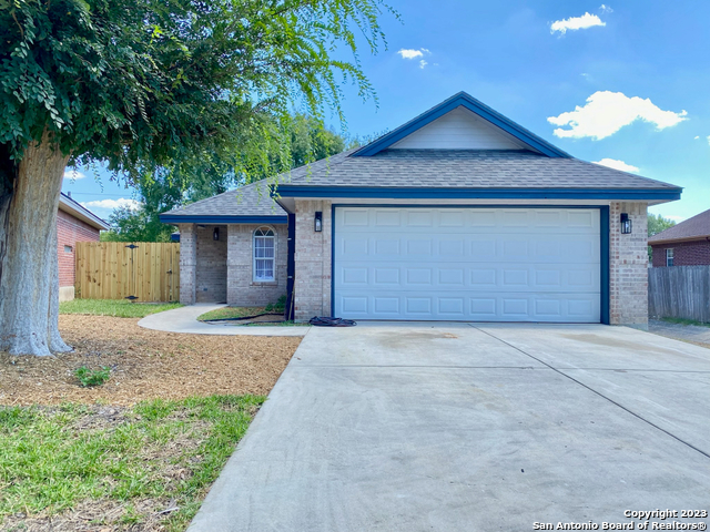 956 Woodrow Circle New Braunfels TX 78130
