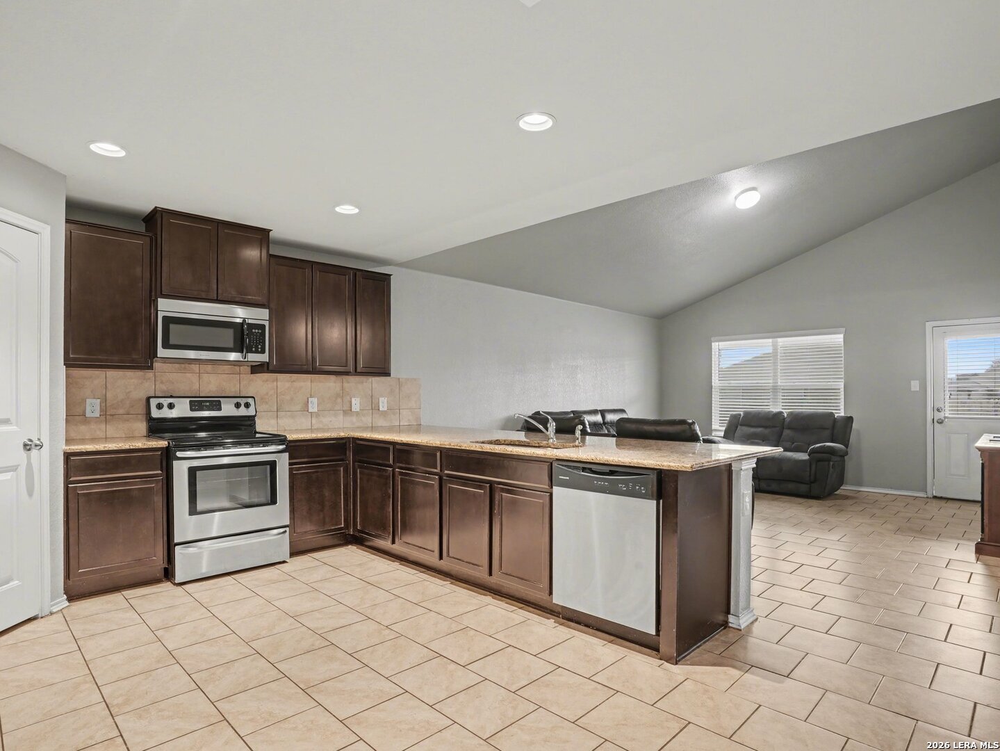3915 Goliad Ford San Antonio TX 78222