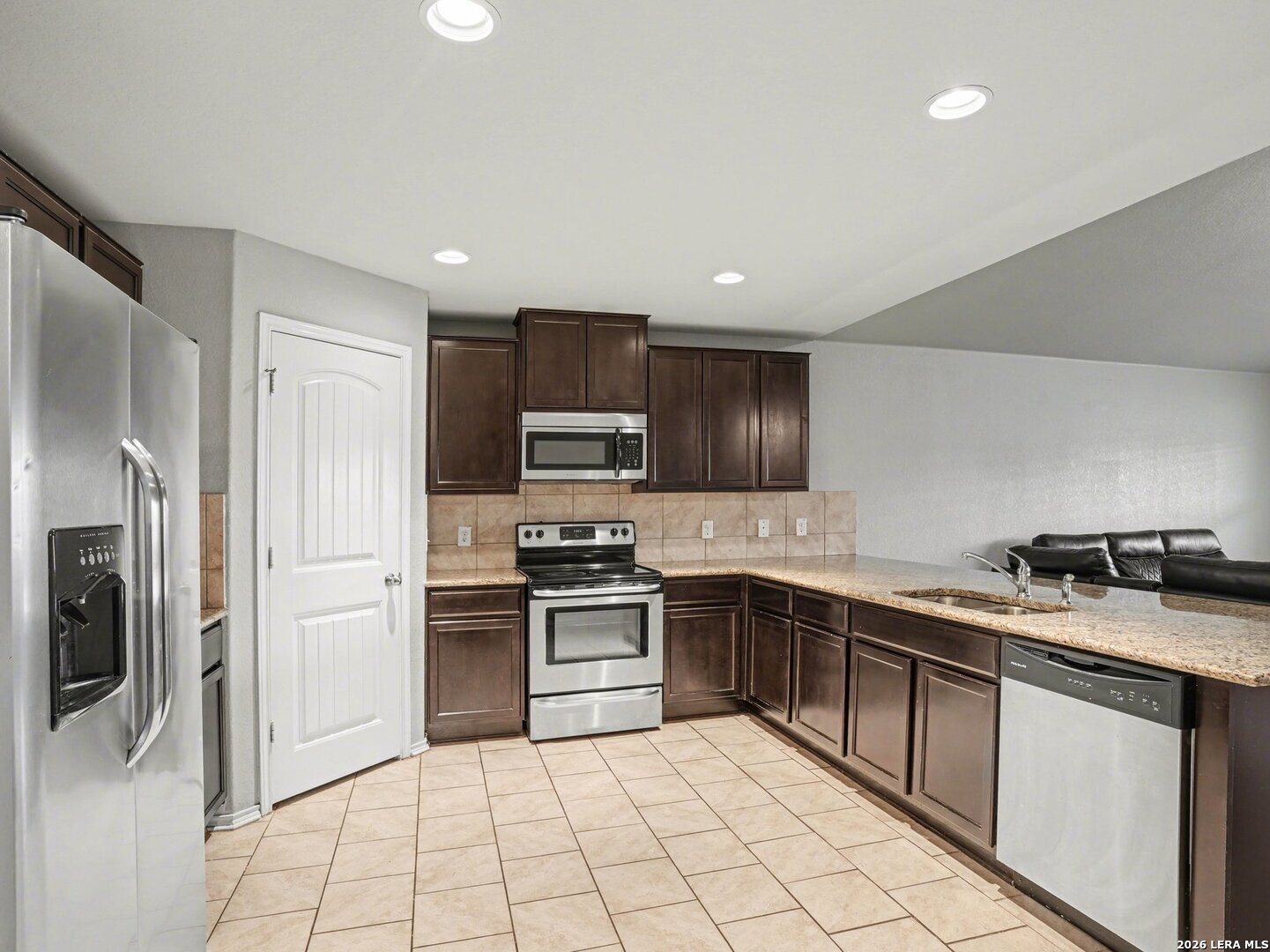 3915 Goliad Ford San Antonio TX 78222