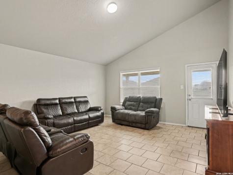 3915 Goliad Ford San Antonio TX 78222