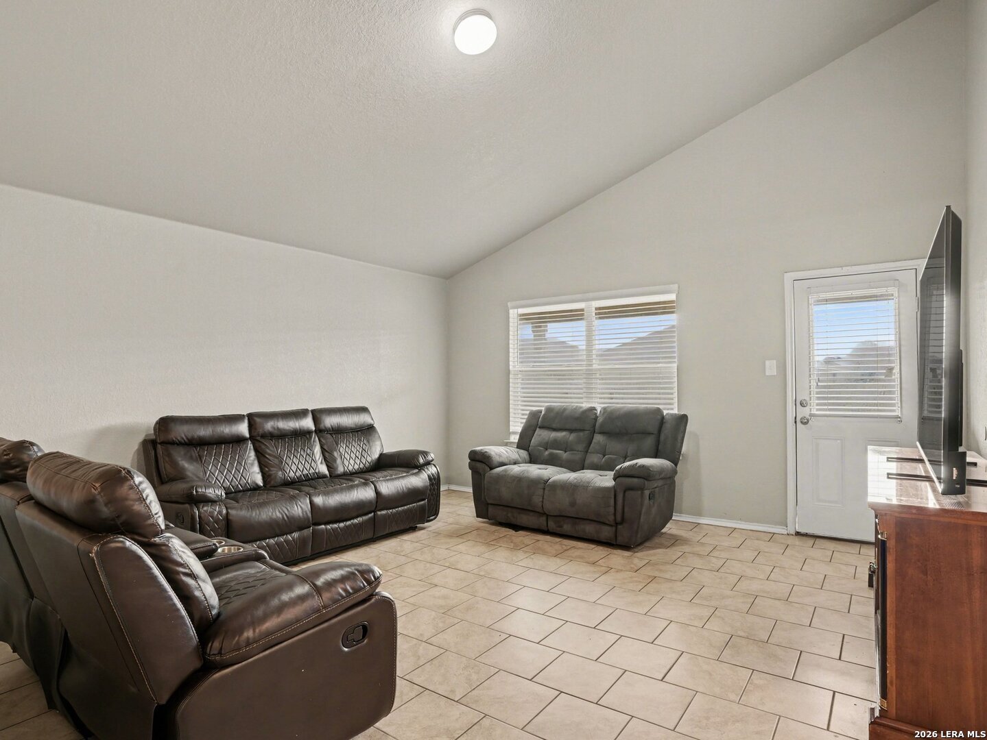 3915 Goliad Ford San Antonio TX 78222