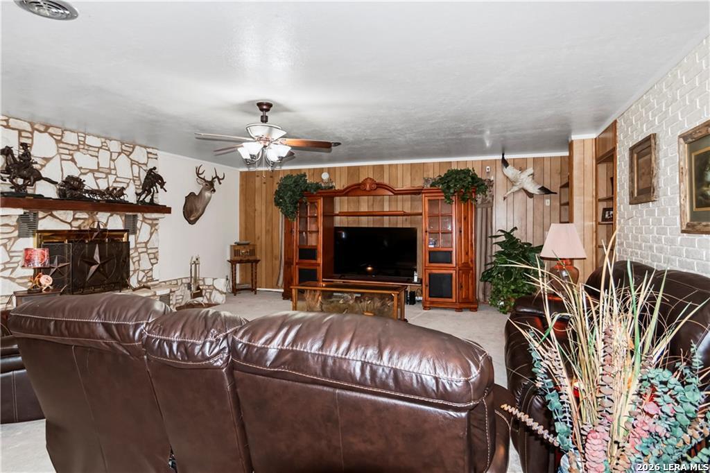 155 Harbor Circle Mathis TX 78368