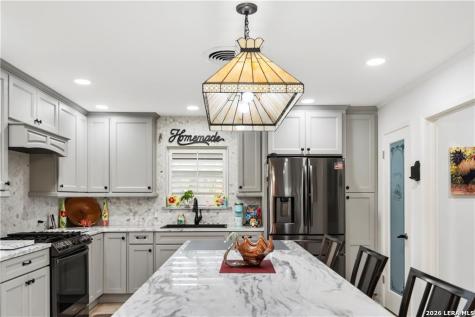 155 Harbor Circle Mathis TX 78368