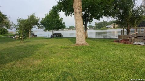 155 Harbor Circle Mathis TX 78368