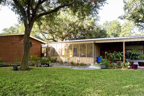 155 Harbor Circle Mathis TX 78368